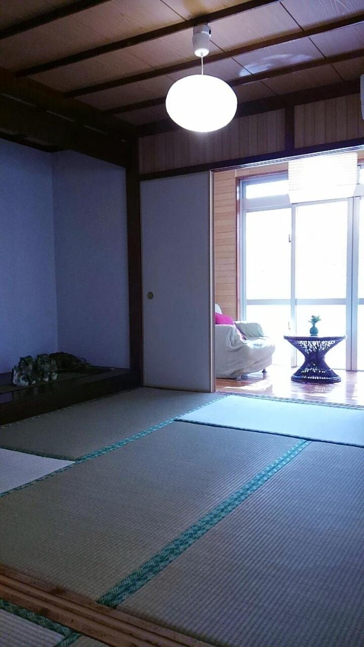 Photo of the whole room