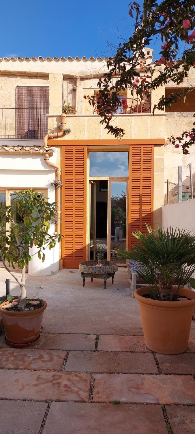 Patio, Inner courtyard view