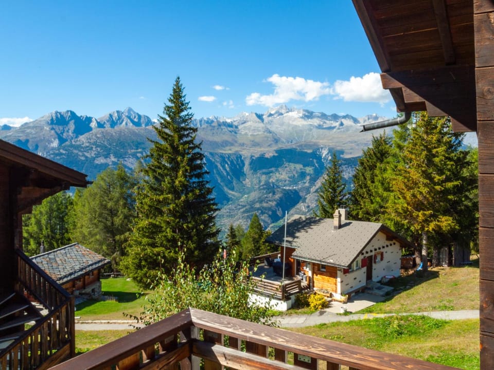 View (from property/room), Mountain view