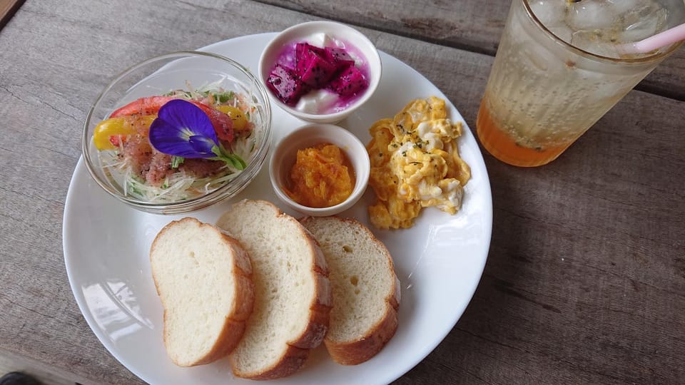 Restaurant/places to eat, Breakfast, Breakfast