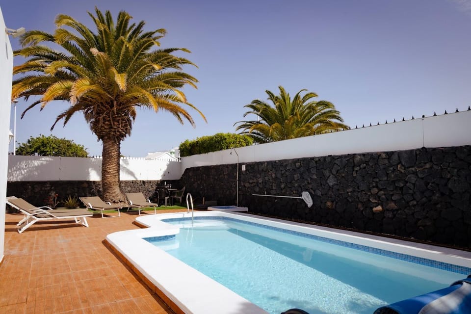 VILLA OLIVEIRA by Buenavilla Villa in Puerto del Carmen
