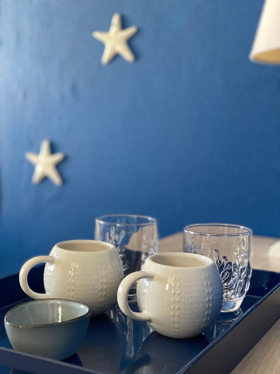 Decorative detail, Bedroom, Drinks