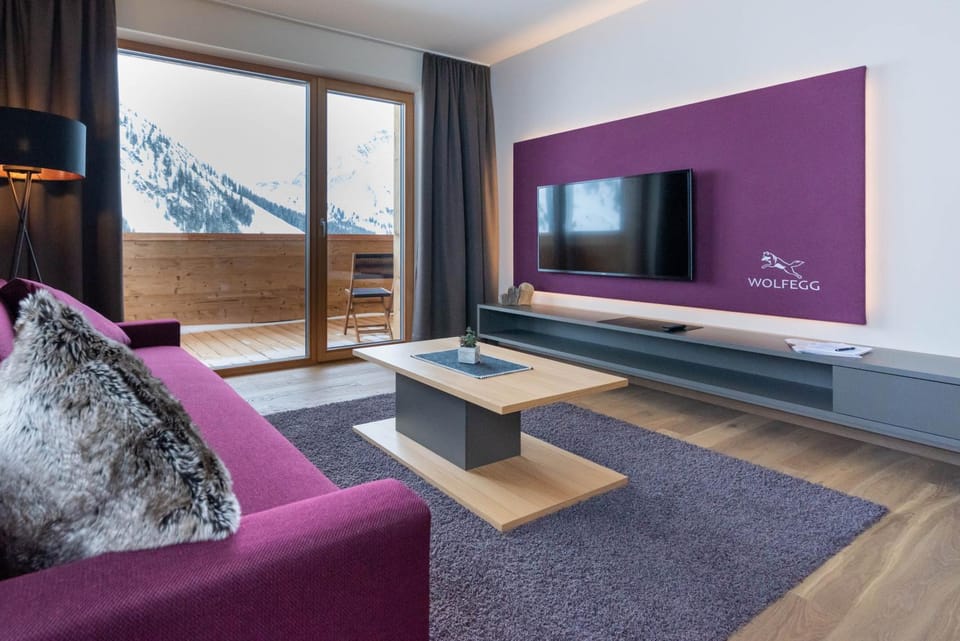 TV and multimedia, Living room