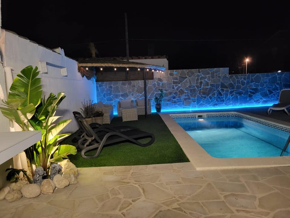 Casa Alegria House in Baix Ebre