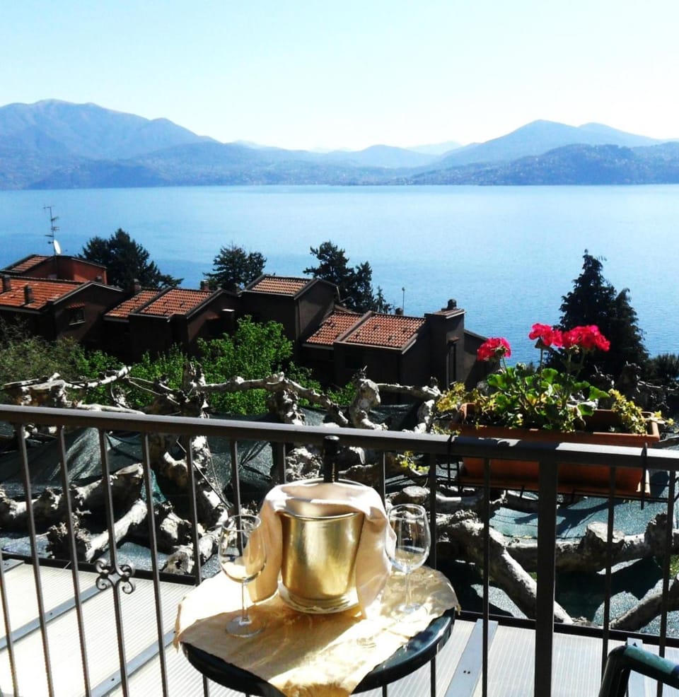 View (from property/room), Balcony/Terrace