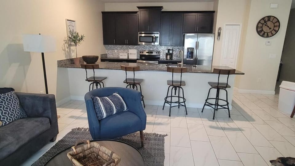Kitchen or kitchenette, Living room, Dining area