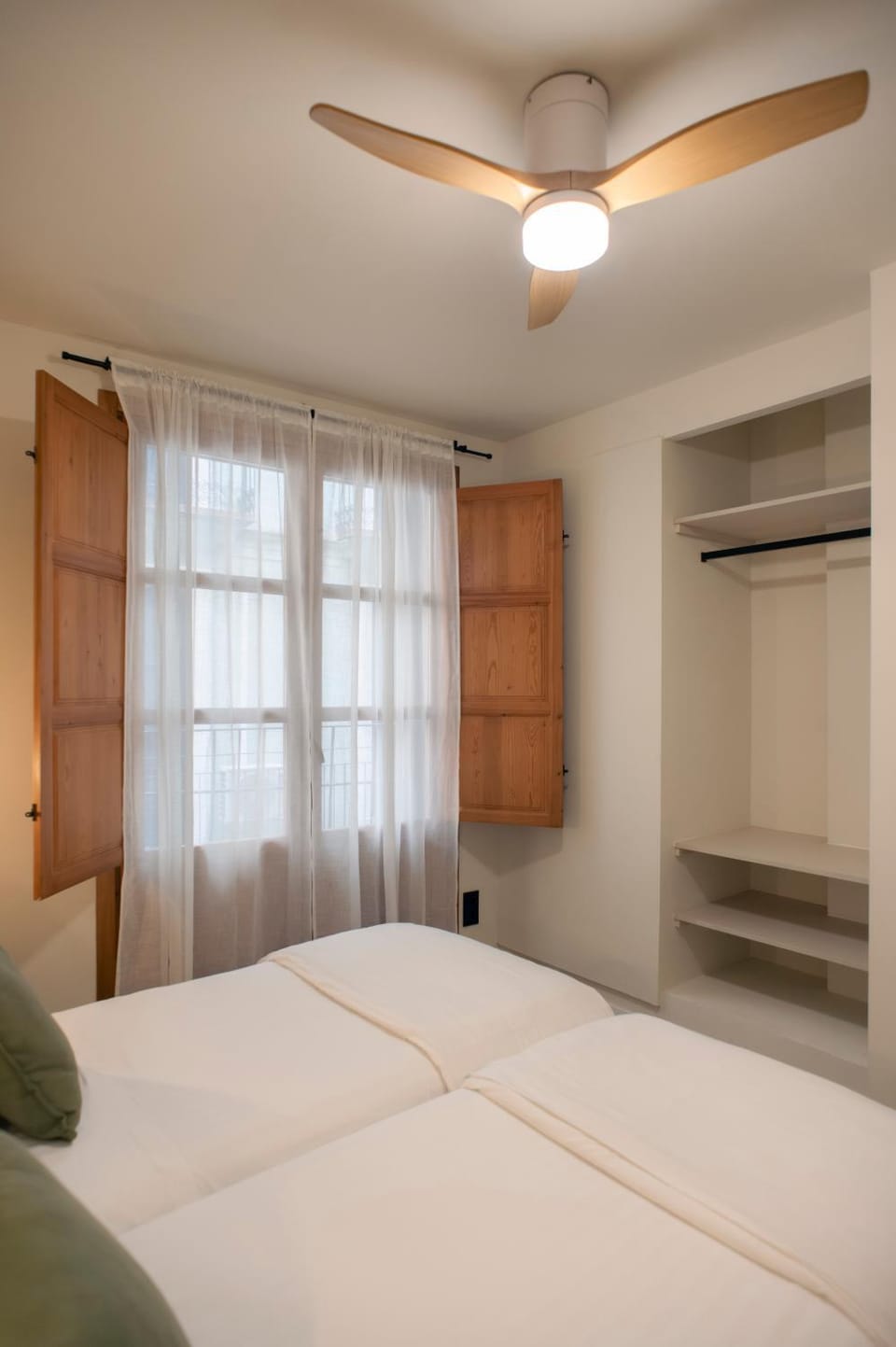Bedroom, wardrobe