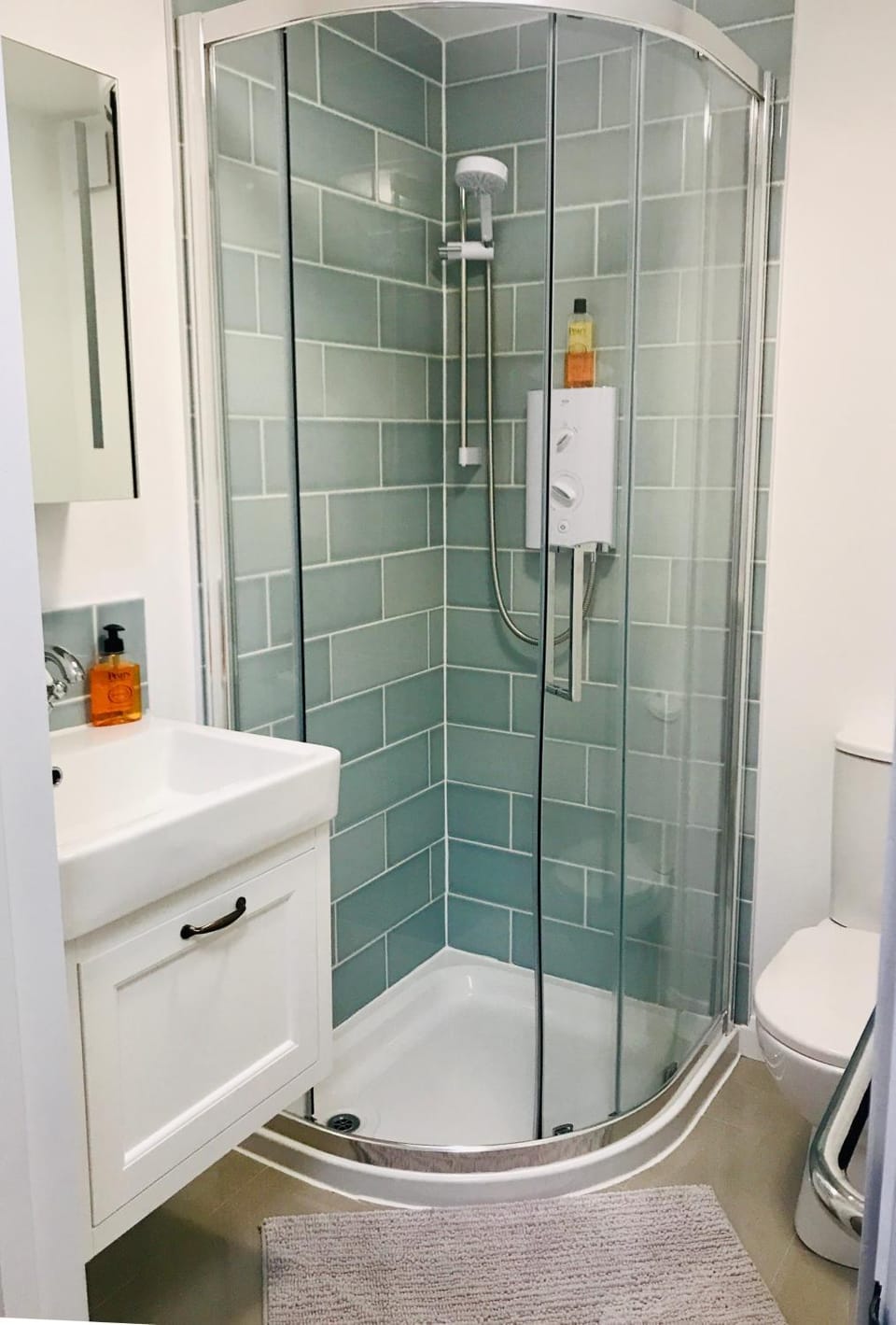 Shower, Toilet, Bathroom, Bedroom