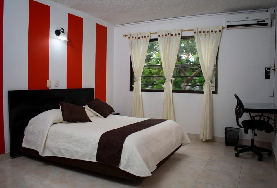 Photo of the whole room, Bedroom, hair dresser, air conditioner