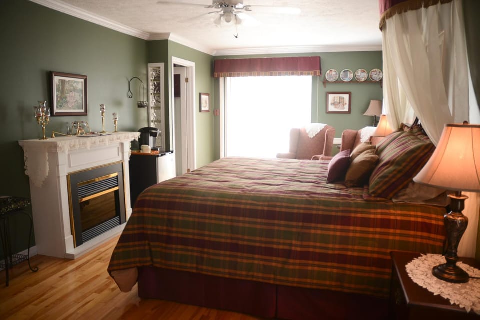 Côté's Bed & Breakfast Bed and Breakfast in Maine