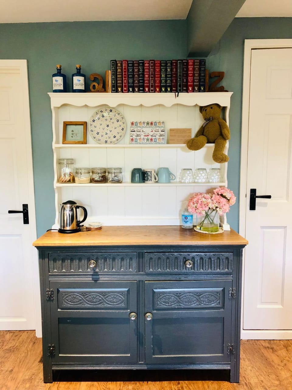 Coffee/tea facilities