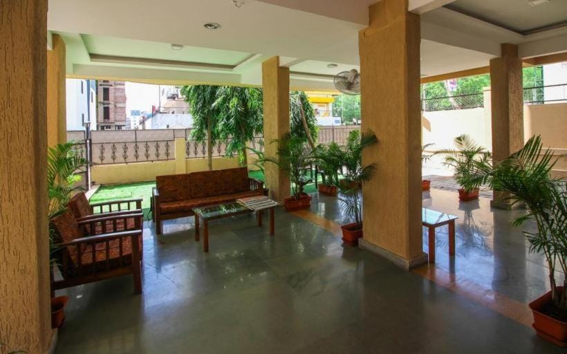 Property building, Garden, Seating area