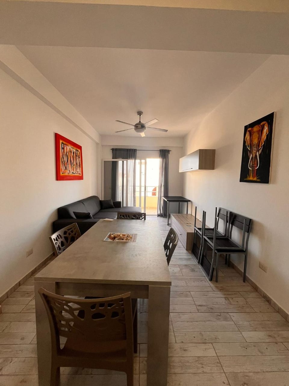 Living room, Dining area
