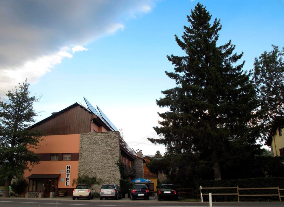 Property building, Day