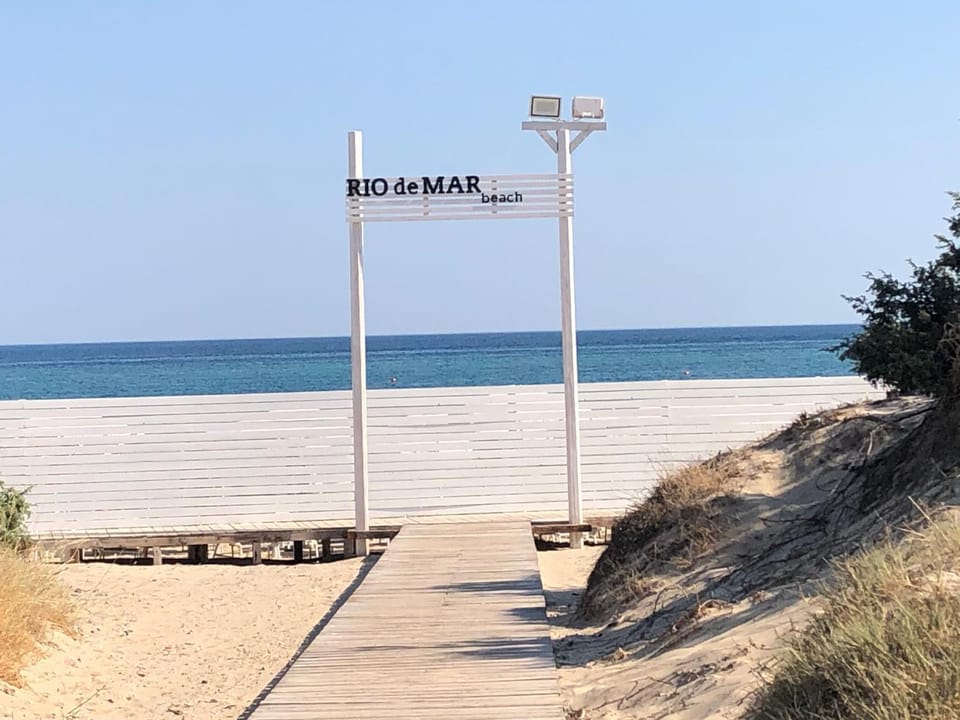 Nearby landmark