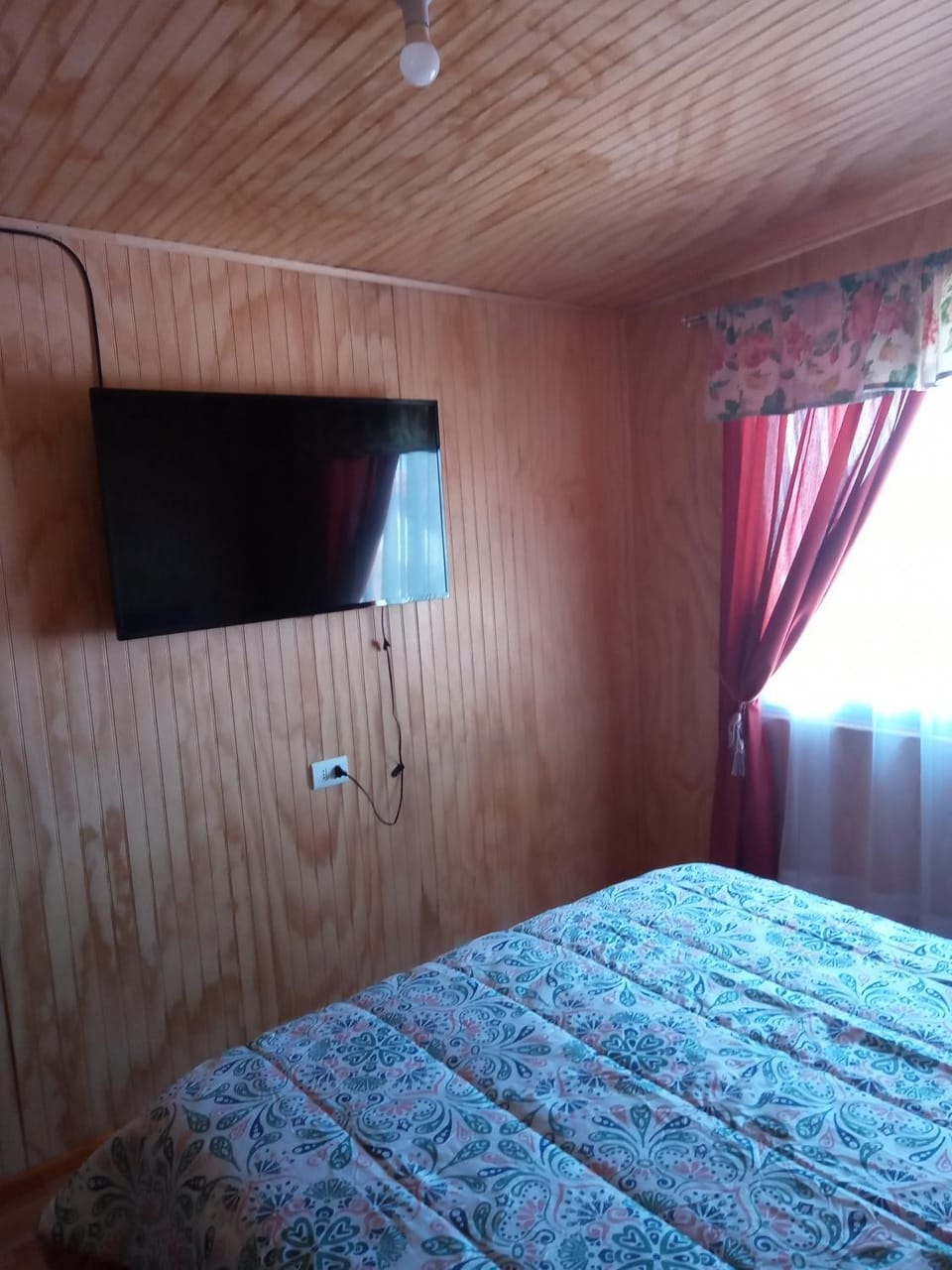 Flor/Victoria Bed and Breakfast in Villarrica