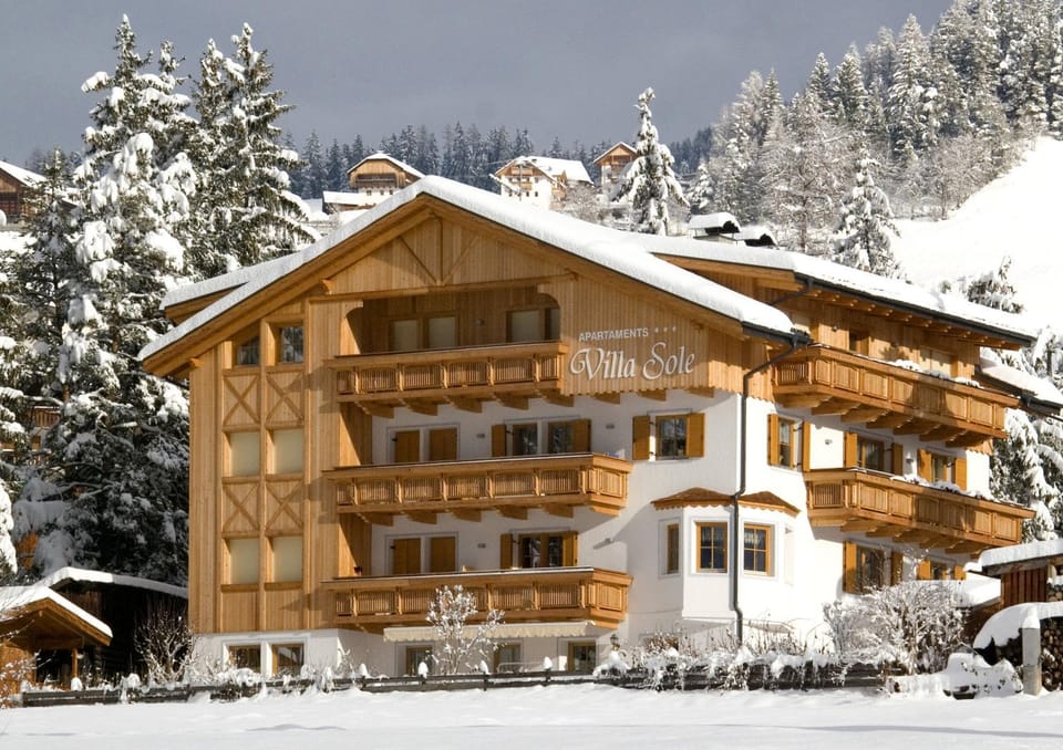 Property building, Winter