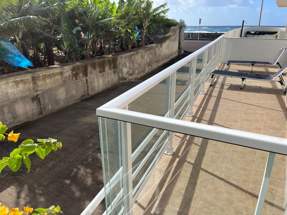 Apartment Blue Sea Apartment in Madeira District