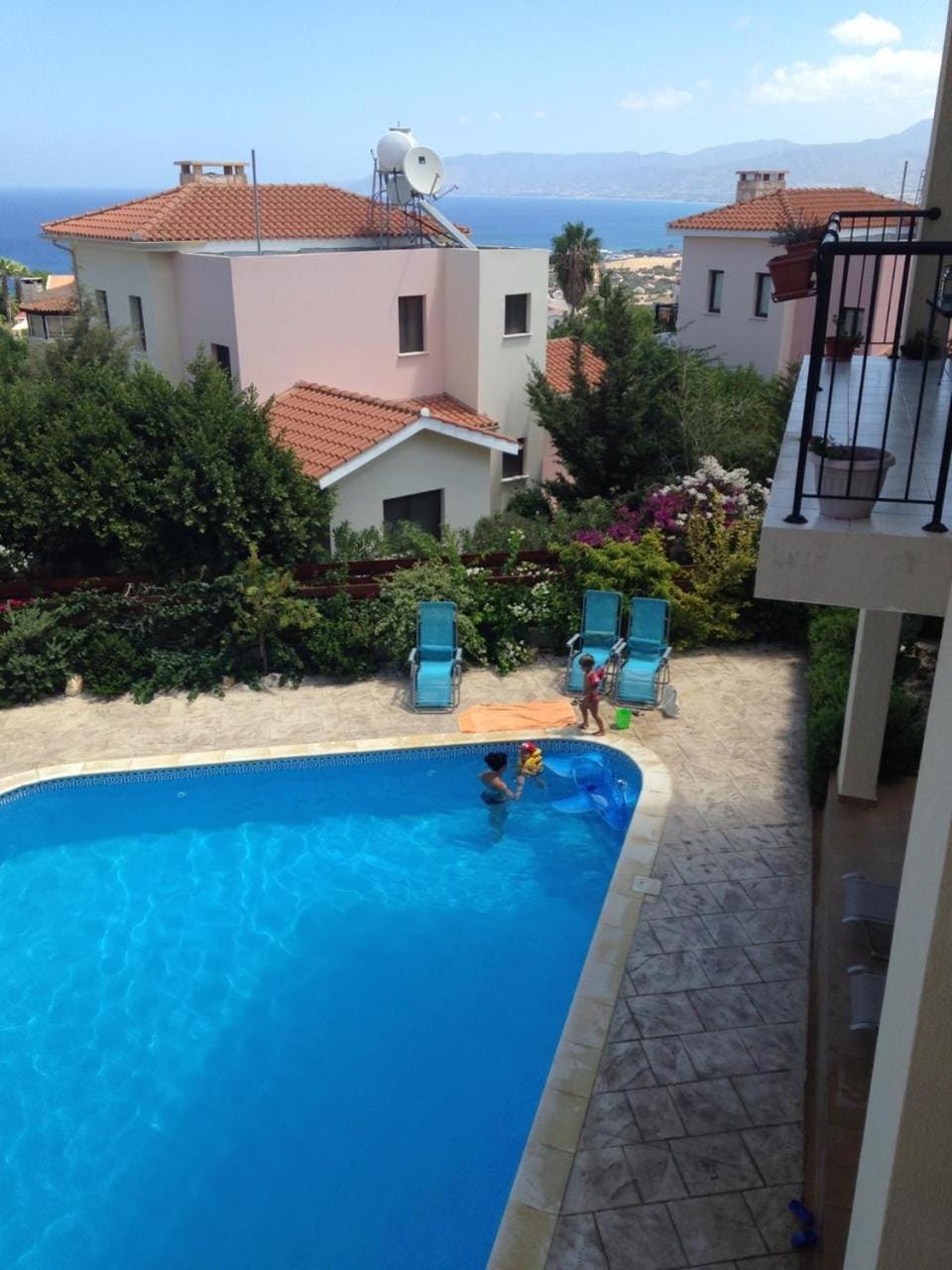 Pool view, Swimming pool