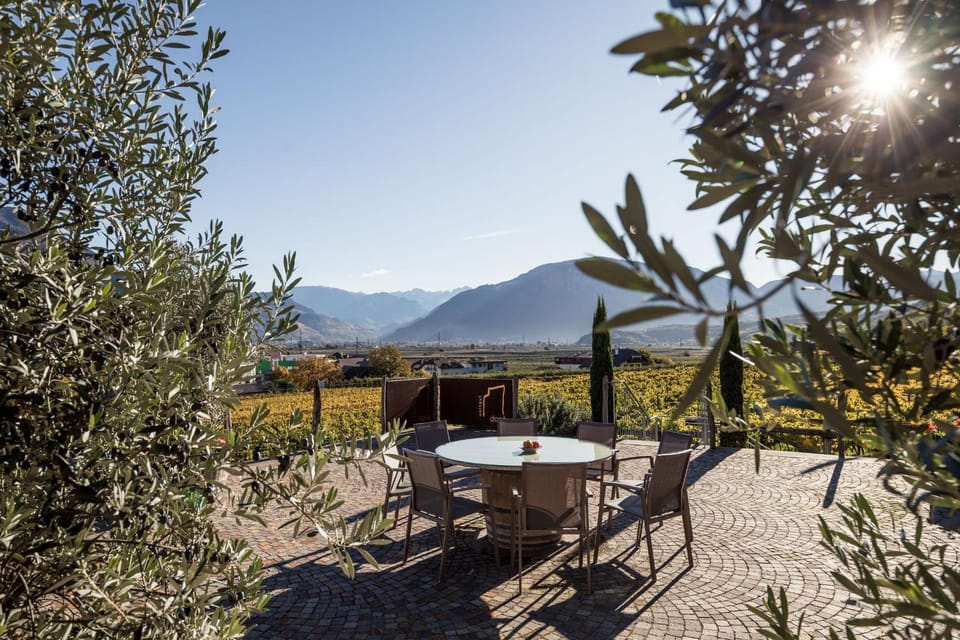 View (from property/room), Balcony/Terrace