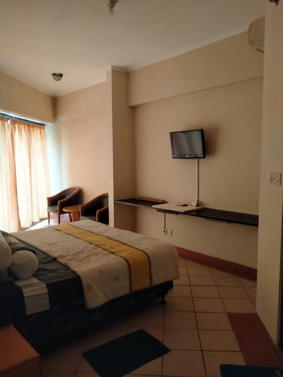 New Renovated 2 Rooms Luxury Suites Anyer Apartment in Indonesia