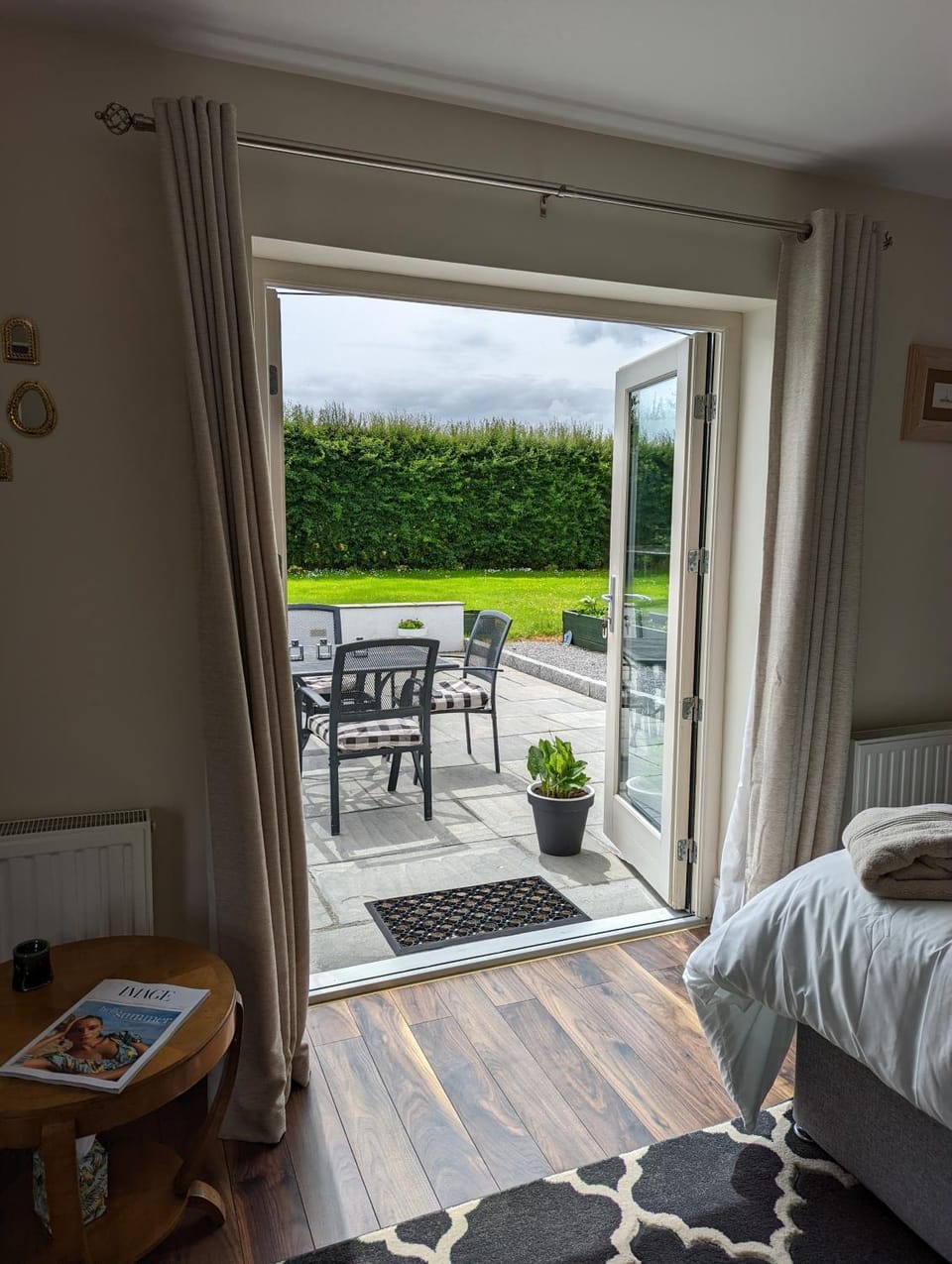 Balcony/Terrace, Seating area, Garden view