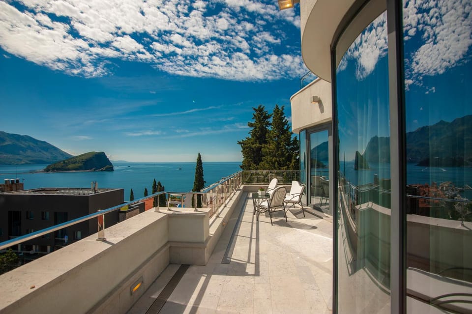 Alexandar Montenegro Luxury Suites & Spa Apartment in Budva