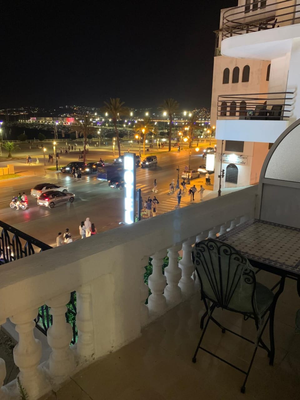 City view, Sea view, Parking