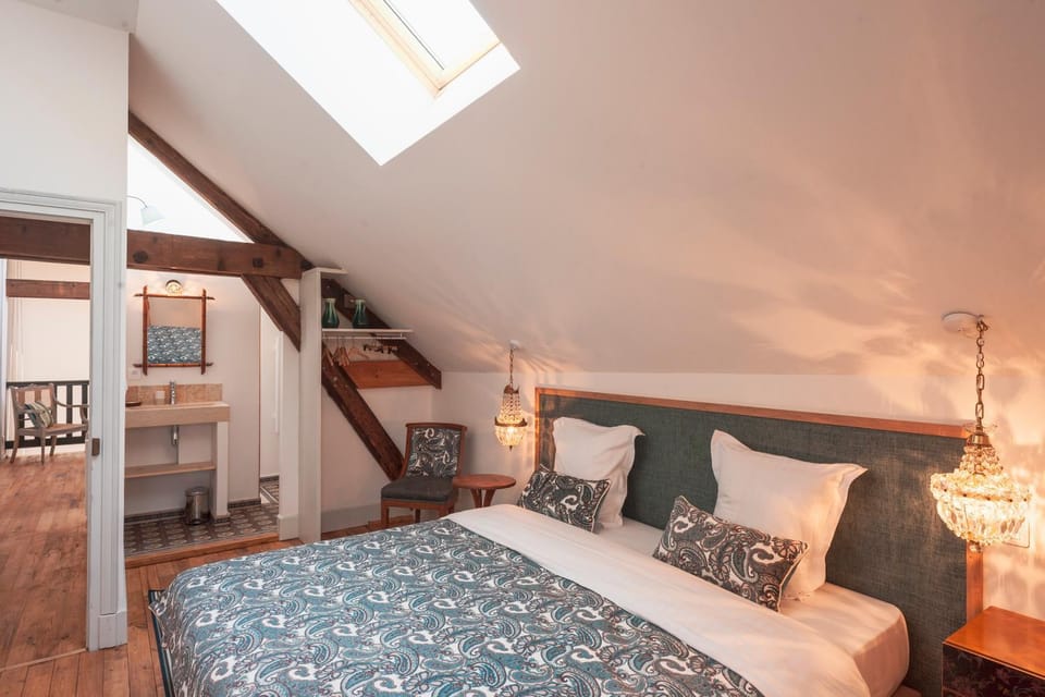 Chai du Chateau de Morteuil Hotel in Bourgogne-Franche-Comté