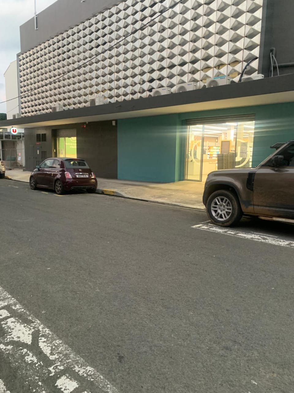 Supermarket/grocery shop