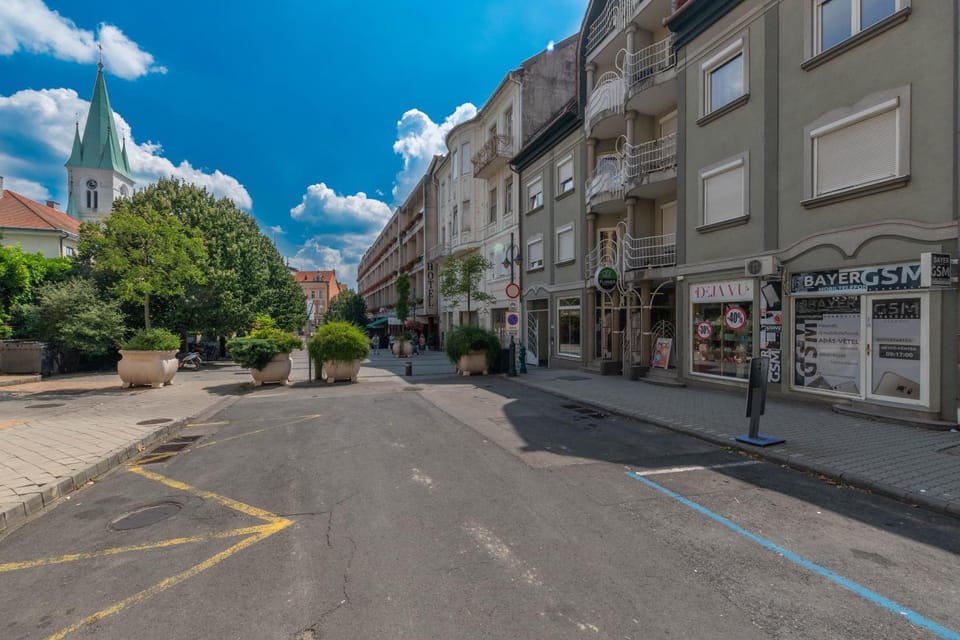 Főtér Apartman Kaposvár Apartment in Hungary