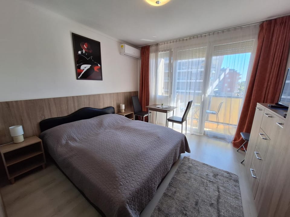 Sunrise Apartman Apartment hotel in Siófok