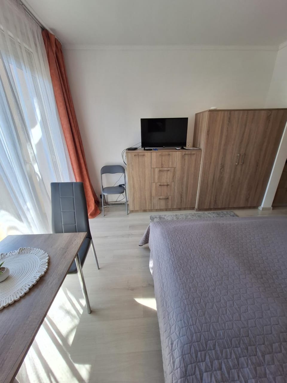 Sunrise Apartman Apartment hotel in Siófok