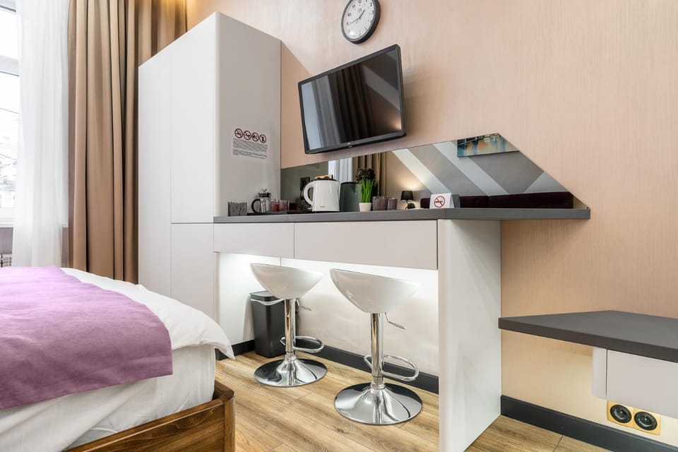 Bright Stylish Apts Next to Kreschatyk - Walk to Everything Apartment in Kiev City - Kyiv