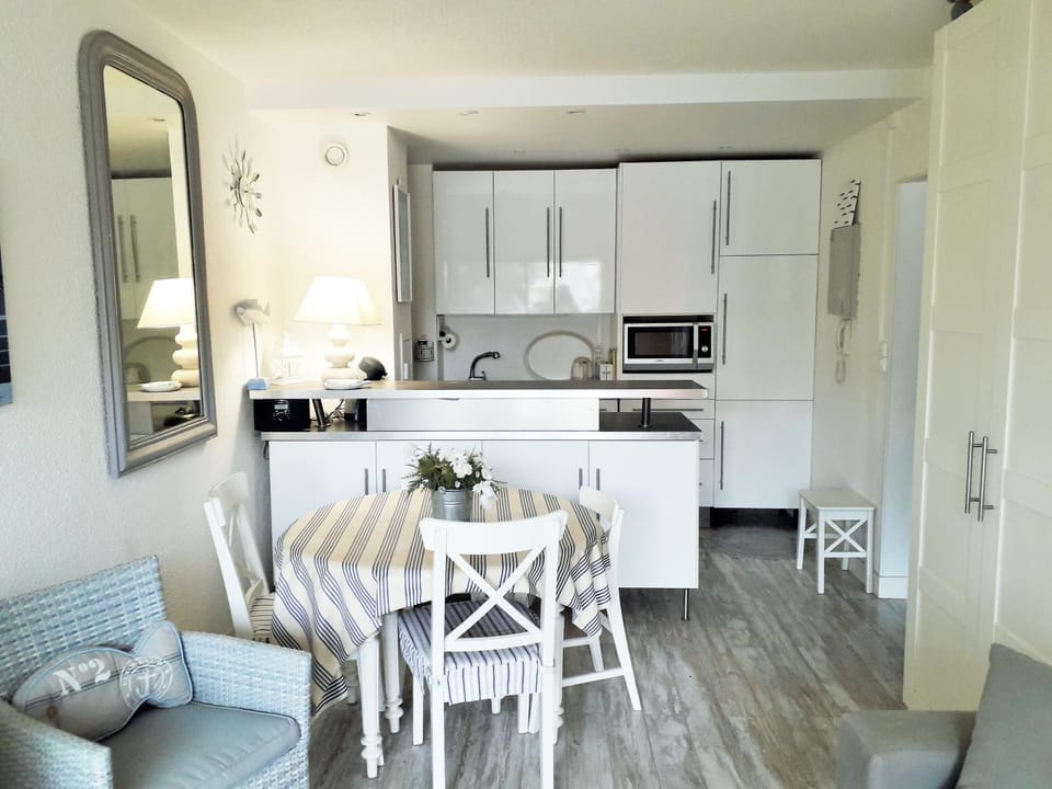 B13 Appartement avec Parking proche Plage Apartment in Arcachon