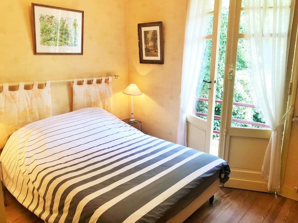 XAVIER 62 Maison Familiale 4 Chambres au Calme House in Arcachon