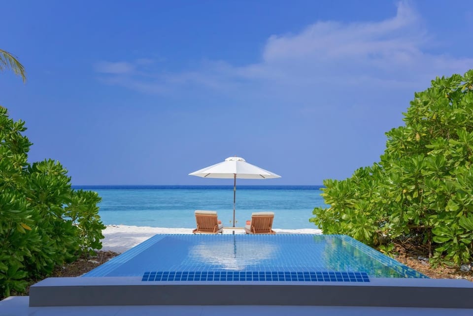 Natural landscape, Beach, Pool view, Sea view, Swimming pool, sunbed