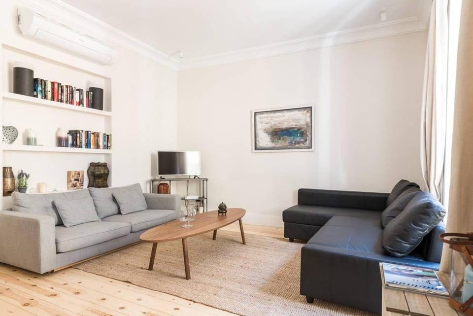 Library, Living room, Seating area