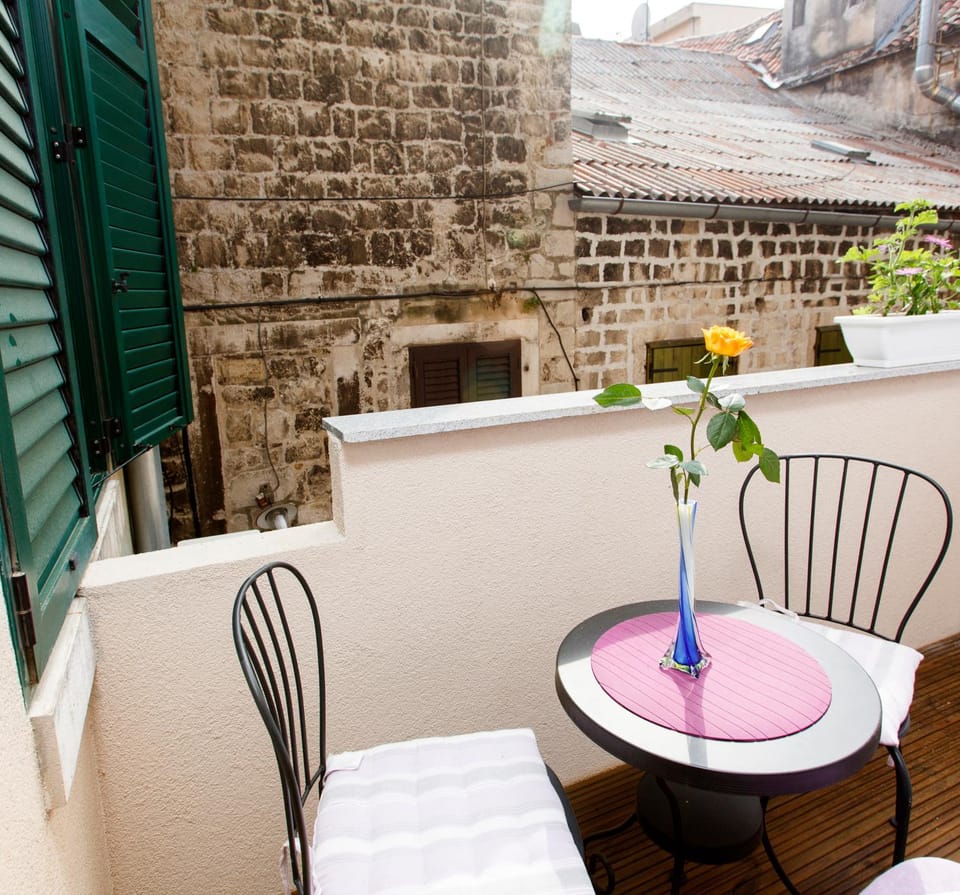 Balcony/Terrace, Balcony/Terrace