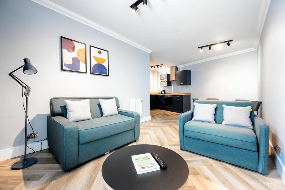 TV and multimedia, Seating area