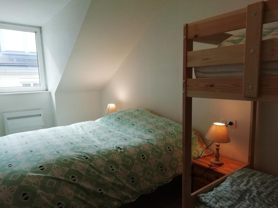 Au pied du télécabine, T3 50m2 pour 8 personnes. Cabin in Cauterets