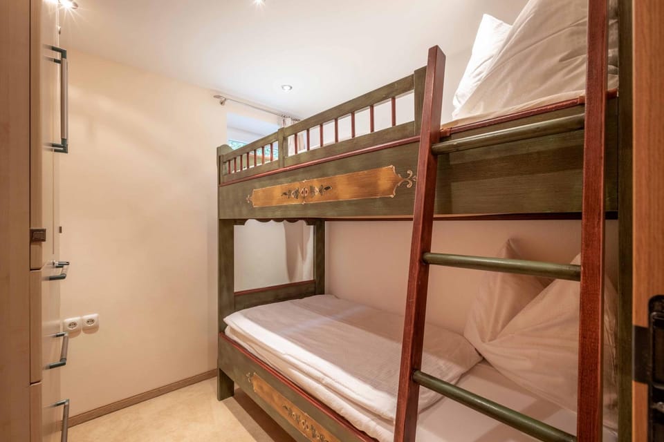 bunk bed