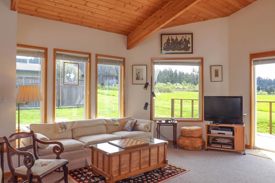 9 Condo Apartment in Lopez Island