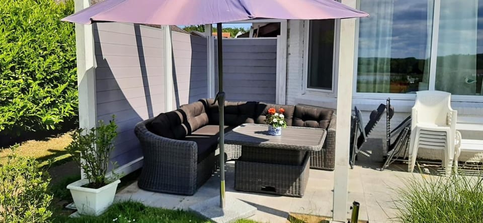 Day, Garden, View (from property/room), Balcony/Terrace, Living room