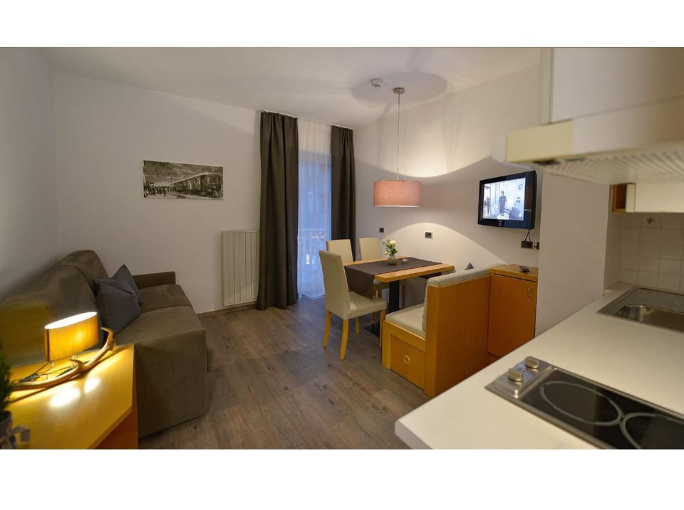 Kitchen or kitchenette, Living room, Dining area