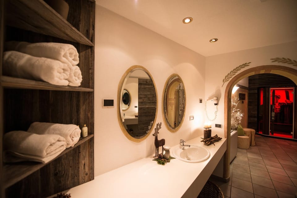 Sauna, Spa and wellness centre/facilities