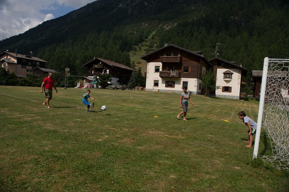 Art Apartments Casa Lapis Apartment in Canton of Grisons
