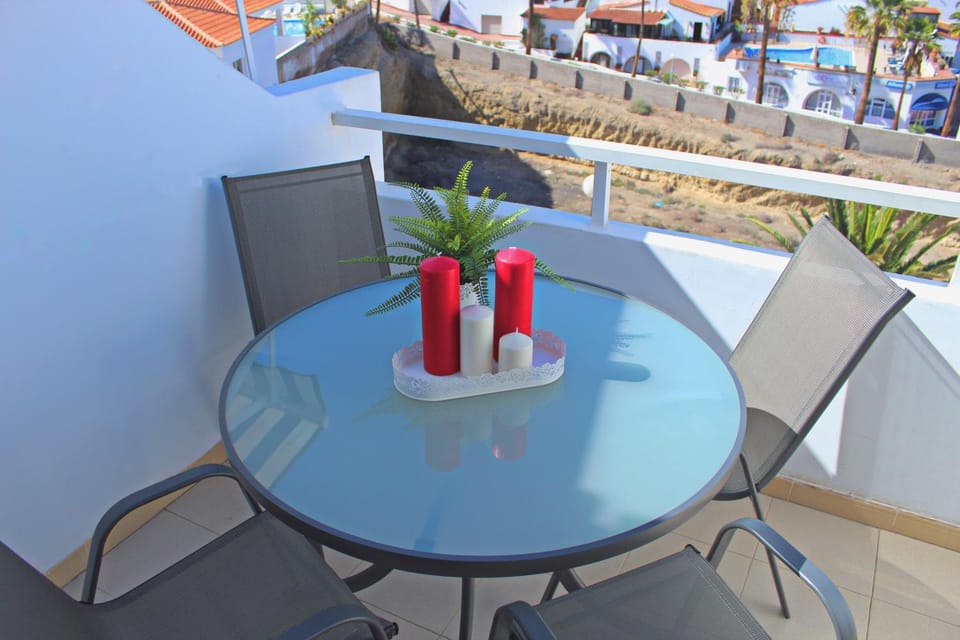 Balcony/Terrace, Dining area