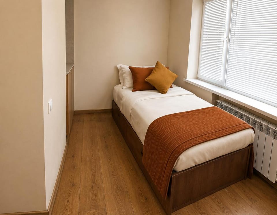 Property building, Bed