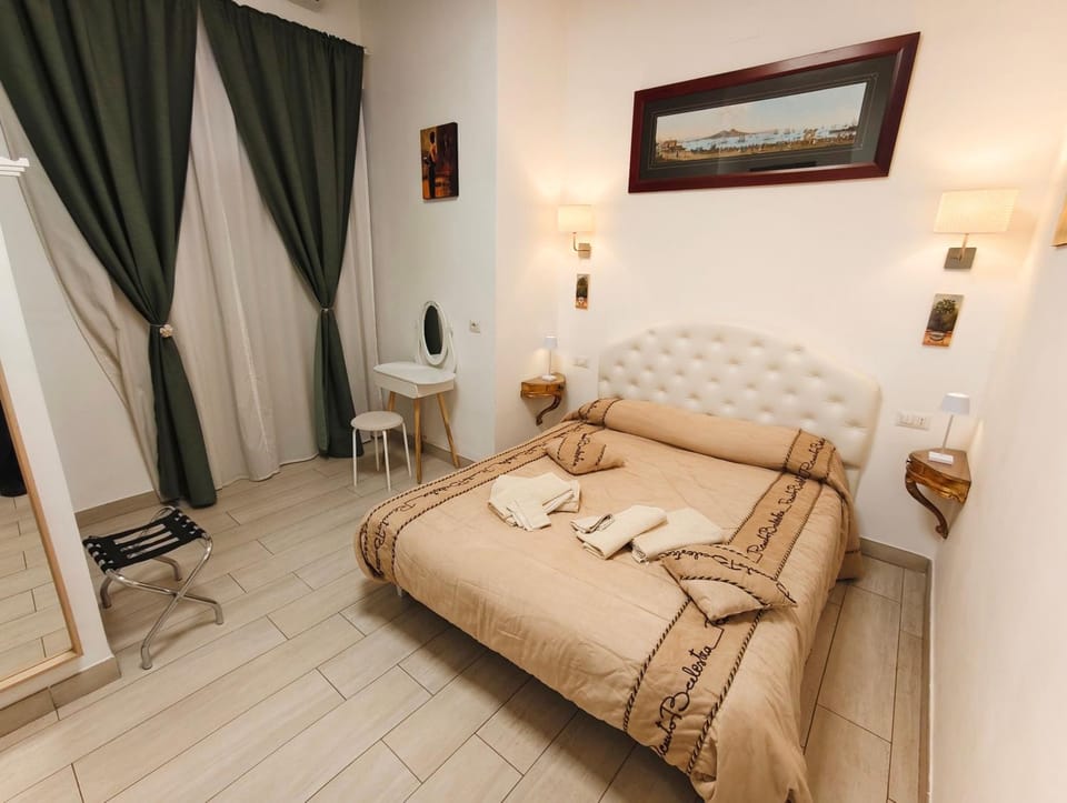 Domus San Biagio 14 Bed and Breakfast in Naples